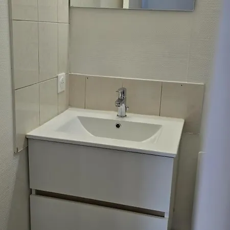 아파트 T2 Cosy Et Lumineux - Idealement Situe