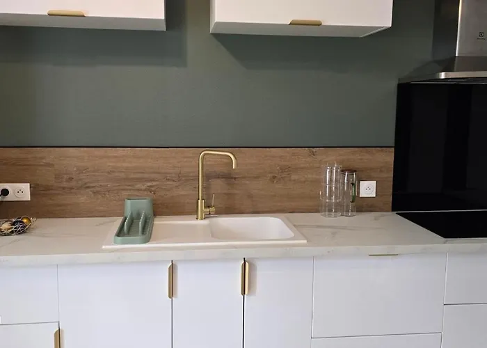 T2 Cosy Et Lumineux - Idealement Situe Aurillac